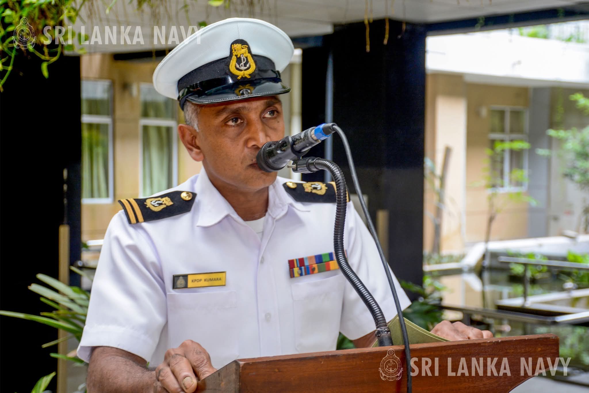 வெலிசர கடற்படை வைத்தியசாலைக்கு; மருத்துவ உபகரணங்கள் அன்பளிப்பு !!!