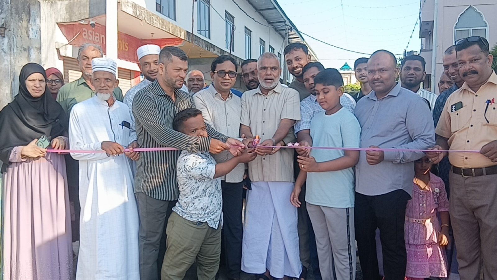 காத்தான்குடியில் பெருநாள் பசார் மற்றும் களியாட்ட நிகழ்வு உத்தியோகபூர்வமாக அங்குரார்ப்பணம்.!!!