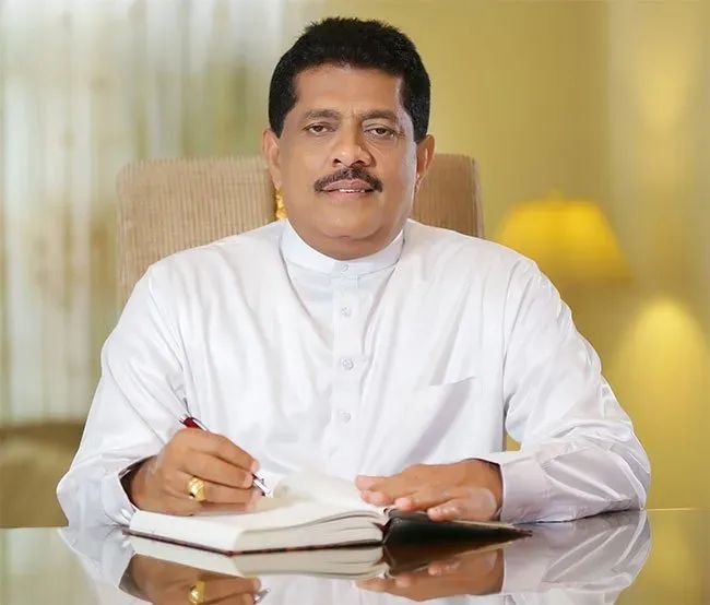 ஊழல் வழக்கில் முன்னாள் பிரதியமைச்சர் சரண குணவர்தனவுக்கு 4 ஆண்டு கடூழிய சிறைத்தண்டனை.!!!
