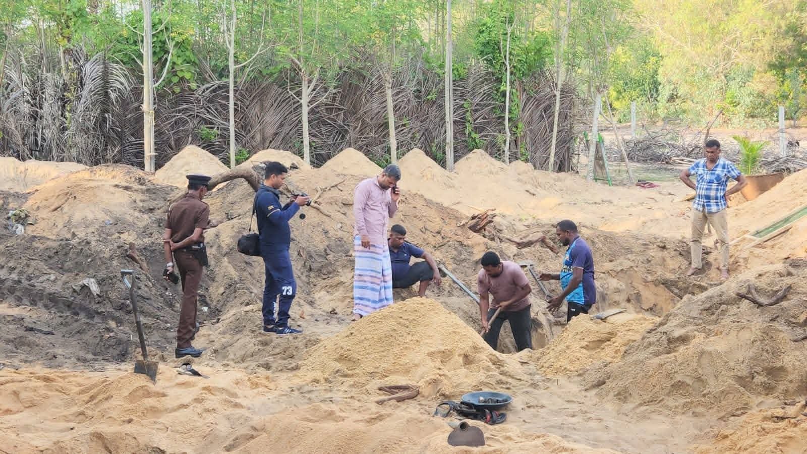 குருக்கள்மடம் மனிதப் புதைகுழி அகழ்வுப் பணி 8ஆவது நாளாகவும் தொடர்கின்றன.!!!