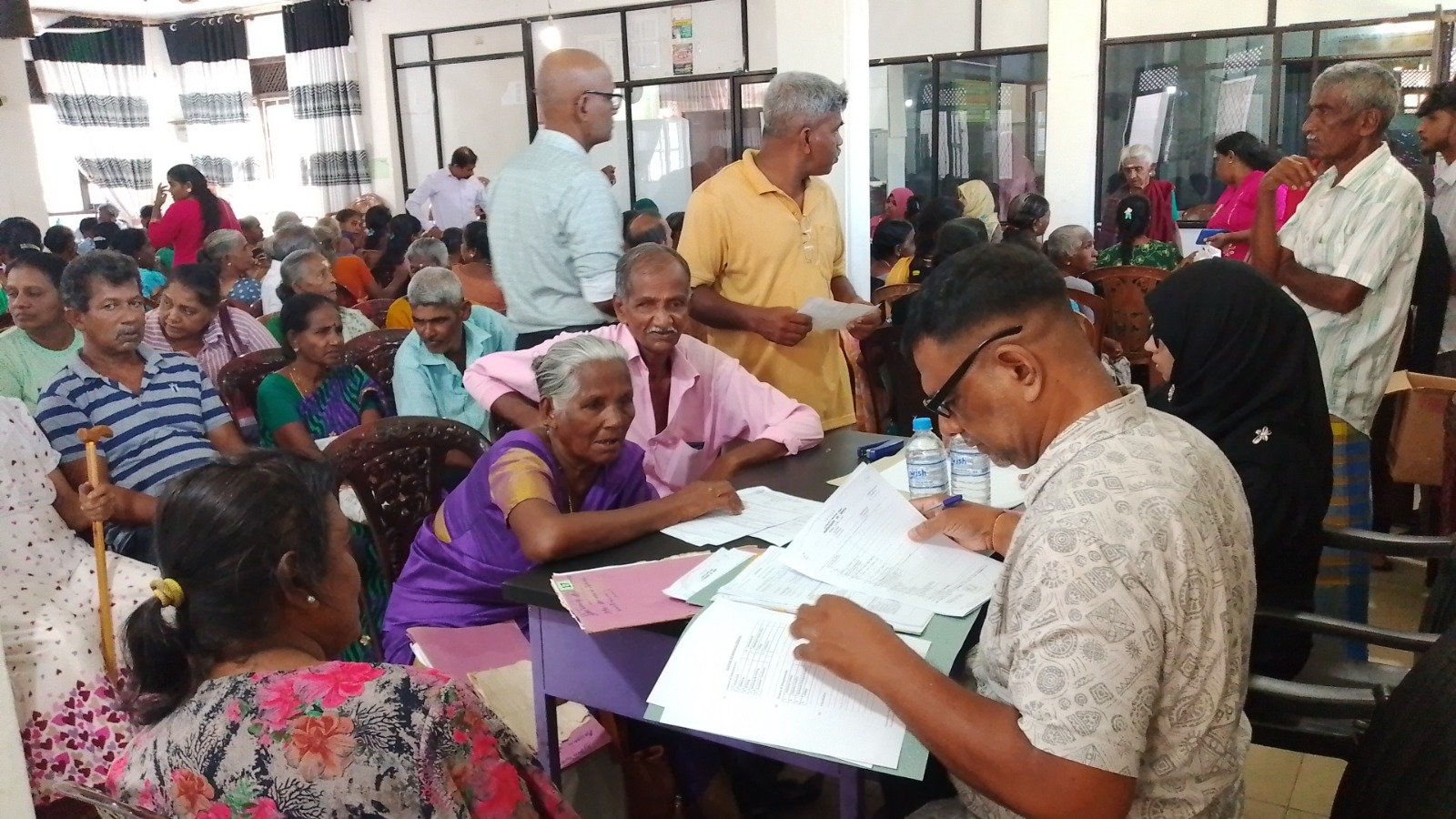காணாமல் ஆக்கப்பட்டோர் தொடர்பில் 11,000 பேரிடம் விசாரணை; பாதிக்கப்பட்ட குடும்பங்களுக்கு ரூ. 2 இலட்சம் நிவாரணம்.!!!
